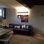 A Due Passi Dalla Mole
